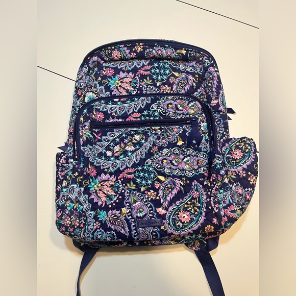 Vera Bradley French Paisley Campus Backpack quilted purple like new - Picture 2 of 12